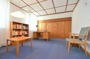 Zwei helle, voll möblierte WG-Zimmer in Stuttgart West