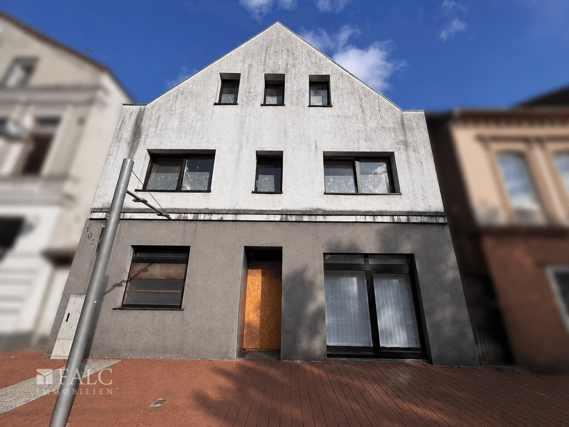Mehrfamilienhaus in 27576 Bremerhaven mit 200 m² kaufen