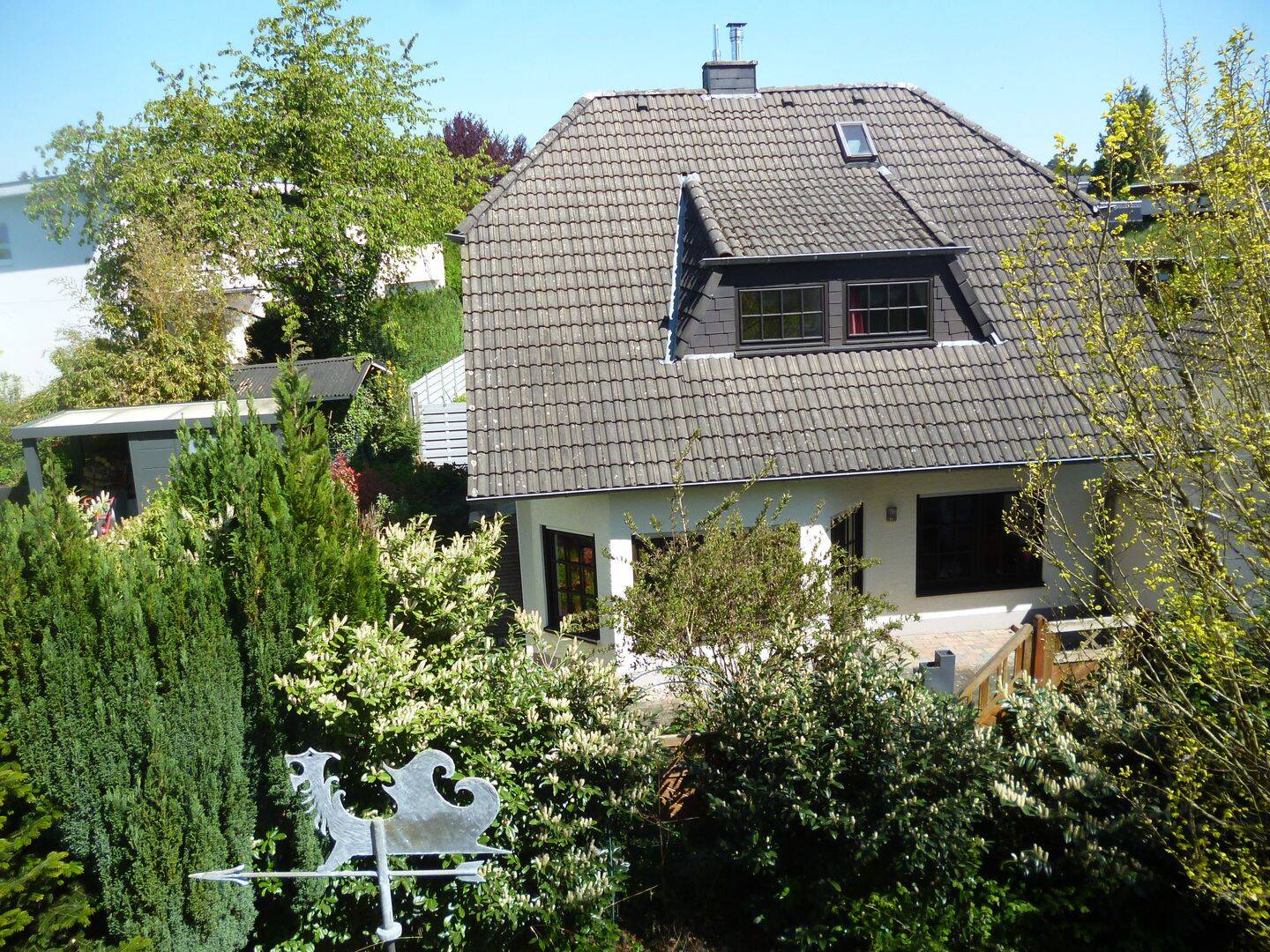 Gepflegtes Haus in Grünen – Rösrath – Bild 1 von 9