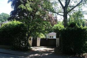 HAMBURG- RAHLSTEDT: DIE WOHNLAGE MACHT`S! BAUGRUNDSTÜCK IN VILLENLAGE - DIREKT AM WALD