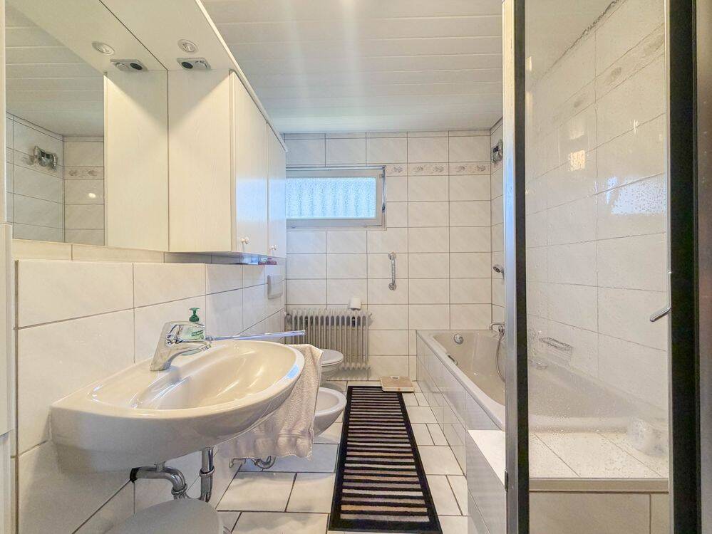Bungalow mit schönem Garten und Doppelgarage in ruhiger Lage von Niederfüllbach – Niederfüllbach – Vorschaubild 9