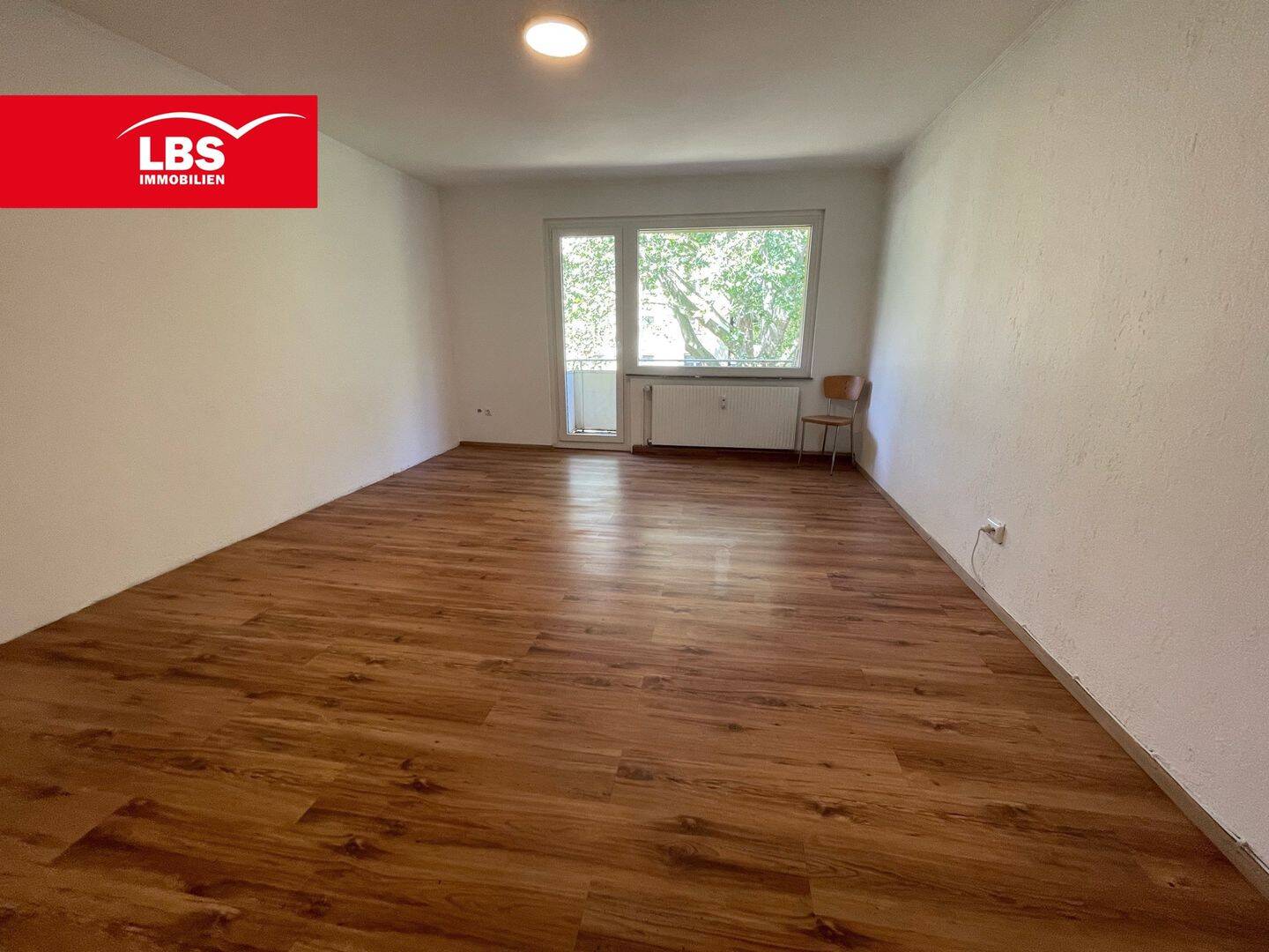Bezugsfreie 3-Zimmer-Wohnung mit Balkon & Stellplatz in Köln-Riehl