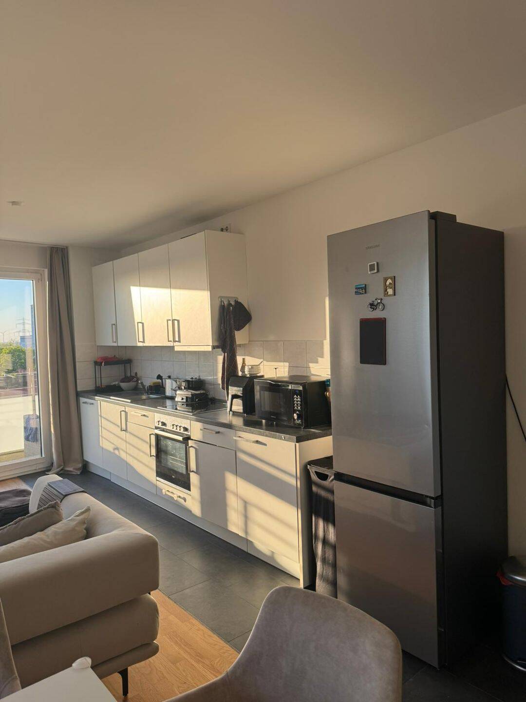 Lichtdurchflutete Wohnung im 4. OG: Exklusive Eckwohnung mit Skyline-Blick & großen Balkon in Heimfeld – Hamburg – Vorschaubild 6