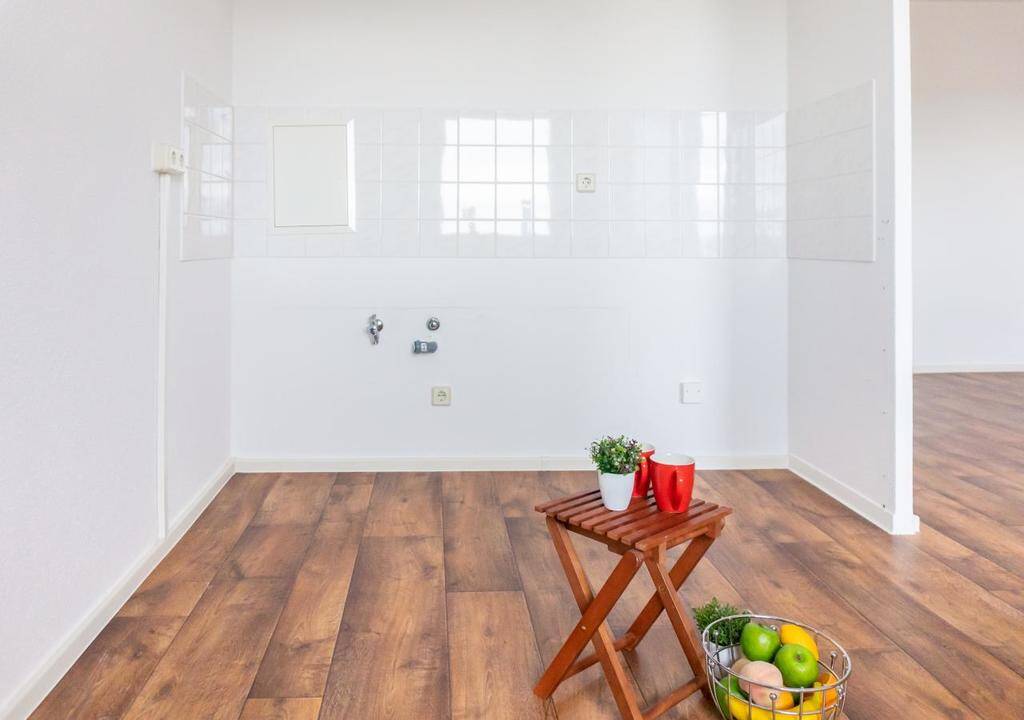 NEU sanierte Balkonwohnung im Chemnitzer Süden – Chemnitz – Vorschaubild 2