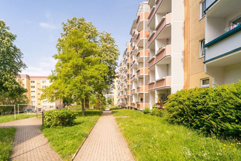 Offene lichtdurchflutete Familienwohnung mit Weitblick! – Chemnitz – Vorschaubild 8