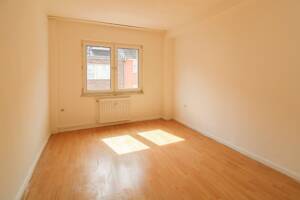 Charmante 2-Zimmer-Wohnung mit Entwicklungspotenzial – 45127 Essen – Vorschaubild 4