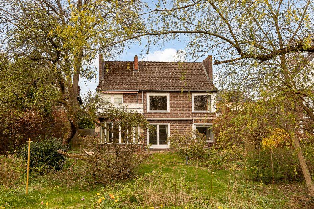Haus mit Geschichte sucht neue Ideen - Sanierungsobjekt in Toplage – Hamburg – Vorschaubild 2