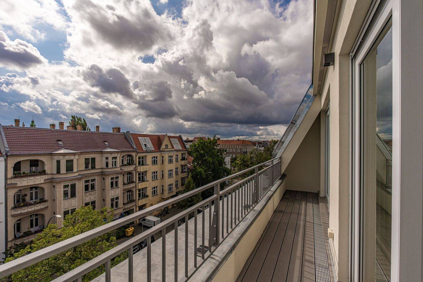 Helle 3-Zi-Dachgeschosswohnung am Bürgerpark – Berlin – Vorschaubild 4