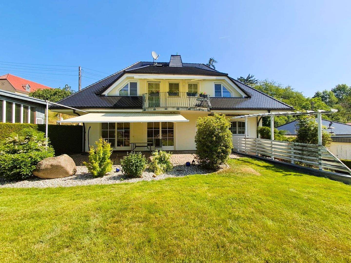 Biete viel Platz und großes Grundstück! – Klipphausen – Bild 1 von 9