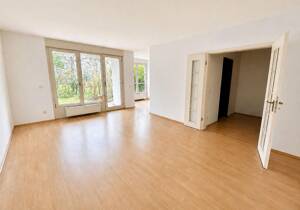 2-Zimmerwohnung mit Garten in grüner ruhiger Wohnanlage in begehrter Wohlage Stadtbeirk 9 im Grünen