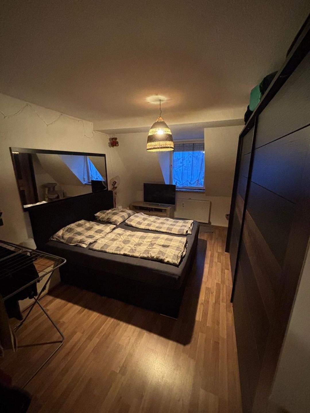 2-Zimmer-Altbauwohnung mit klassischem Flair – vermietet oder zur Eigennutzung(6) – Nürnberg – Vorschaubild 2