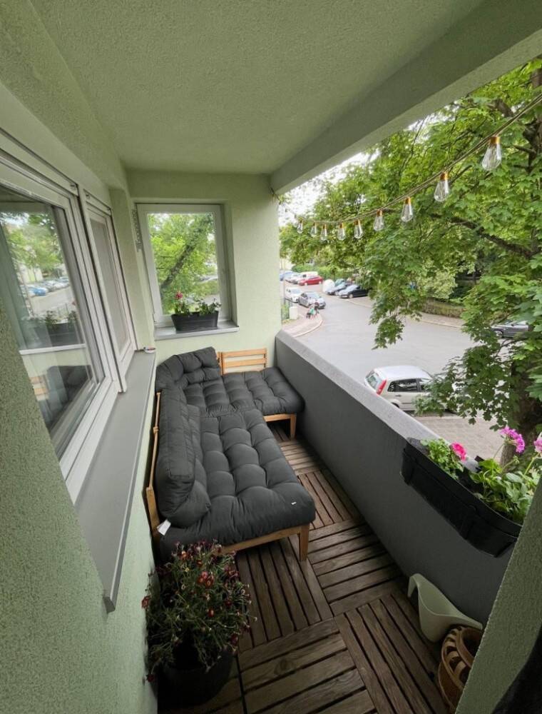 Top renovierte Wohnung mit Loggia – Nürnberg – Vorschaubild 3