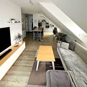 Gepflegte 2-Zi.-Wohnung mit Balkon und Einbauküche im Norden von Ingolstadt – 85055 Ingolstadt – Vorschaubild 4