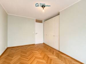 Geräumige Familienwohnung- 4 Zimmer, 2 Terrassen, 127m² – 70597 Stuttgart – Vorschaubild 4