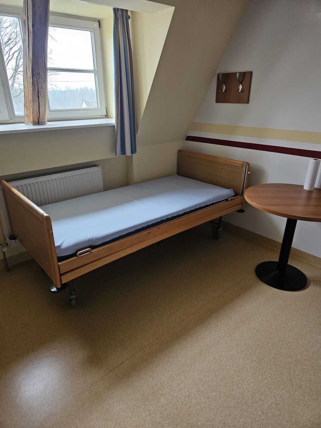 Pflegeapartment im Schloss Fellheim – Fellheim – Bild 1 von 2