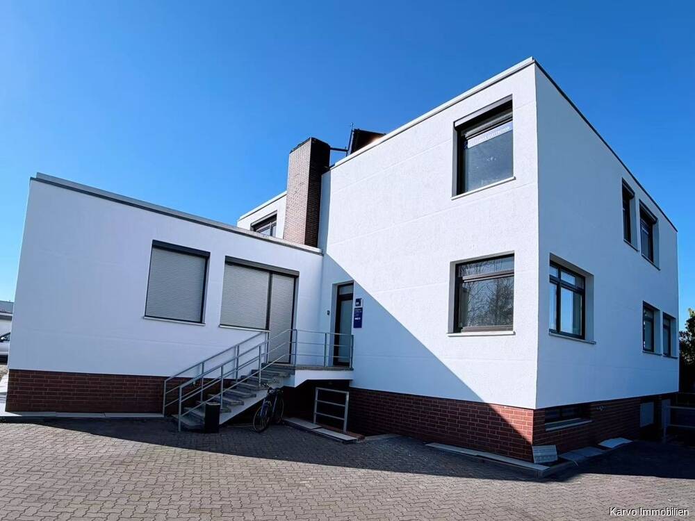 Sanierte  Gewerbeimmobilie mit ca. 73.000 € JNKM -Solide Kapitalanlage mit nachhaltigem Ertrag
