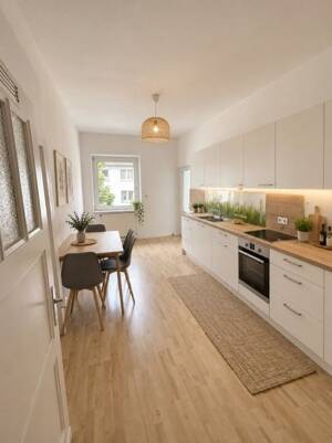 Attraktive 2,5-Zimmer-Wohnung mit Balkon in zentraler Dortmunder Lage! – 44139 Dortmund – Vorschaubild 2