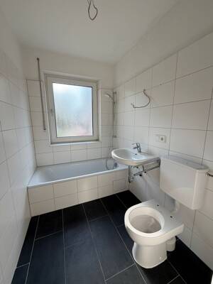Helle 3-Zimmer-Wohnung im Hochparterre in St. Leonhard – 90439 Nürnberg – Vorschaubild 6