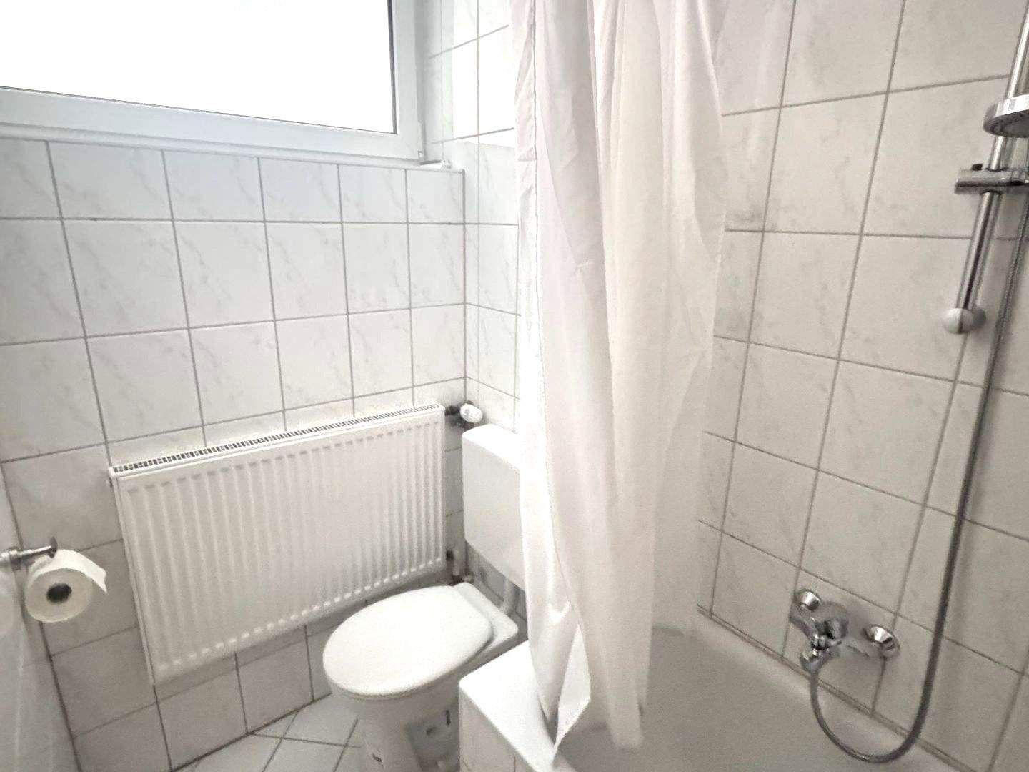 Schönes City-Apartment an der Burg – Nürnberg – Vorschaubild 9