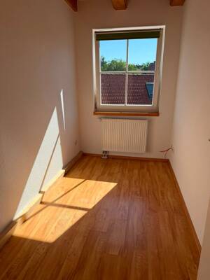 Charmante Dachgeschosswohnung in Stadtrandlage – 7751 Jena – Vorschaubild 5