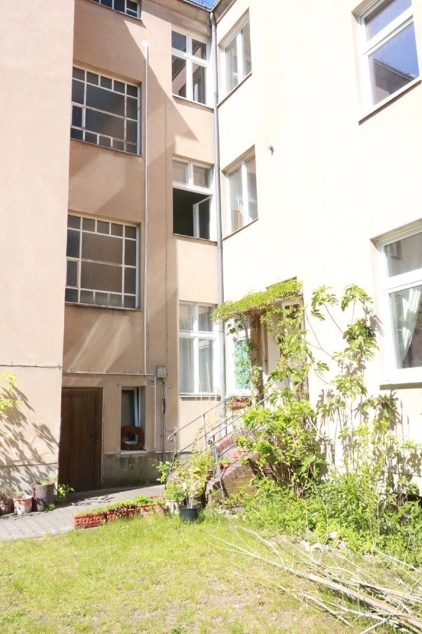 Vermietete Altbauperle mit Balkon und Gartenblick als Kapitalanlage – Berlin – Vorschaubild 5