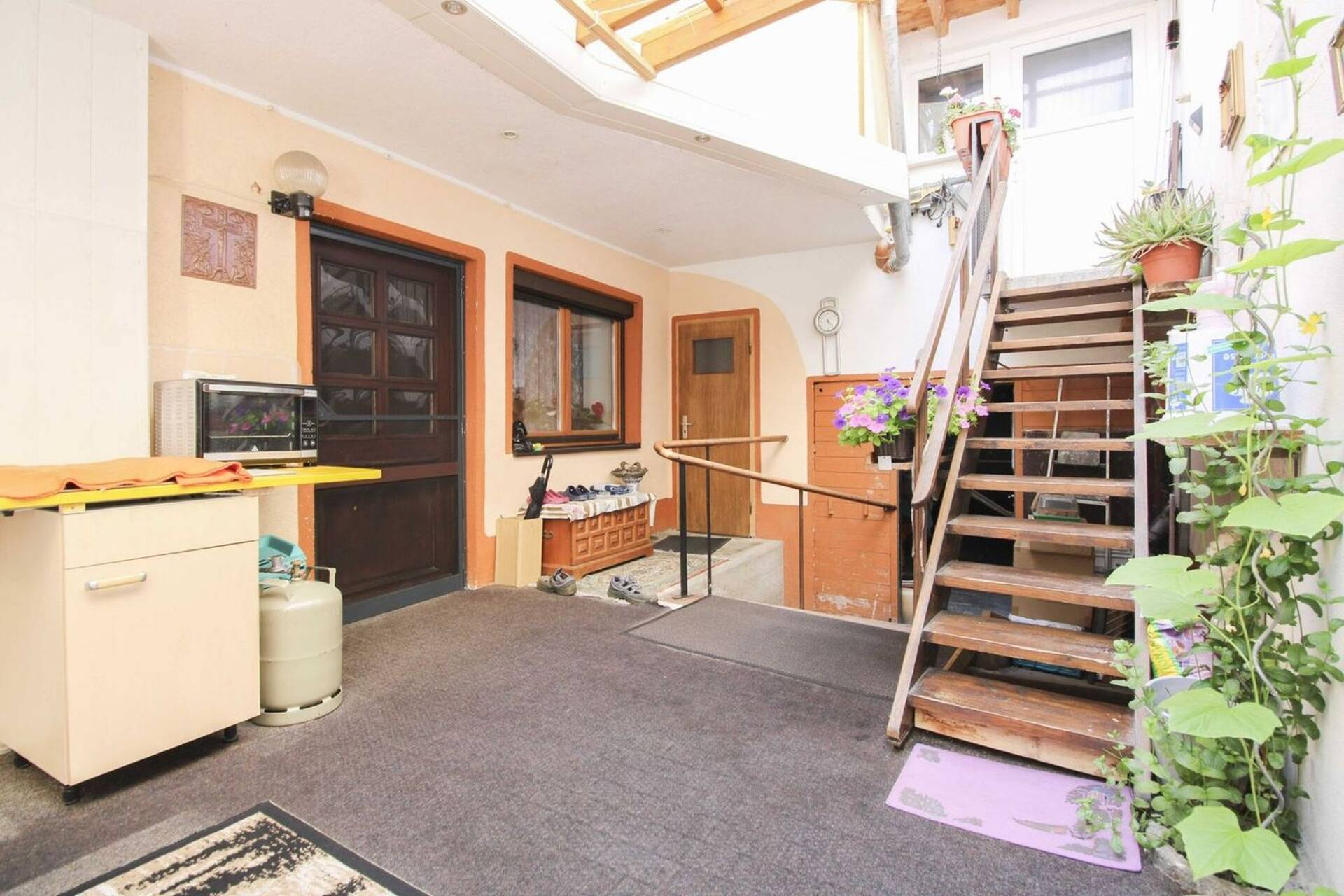 Mehrfamilienhaus in 86633 Neuburg an der Donau mit 250 m² kaufen