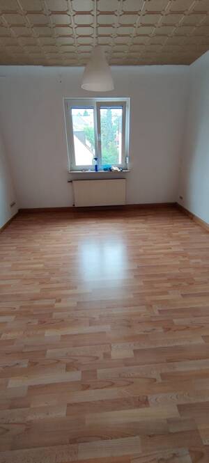 3 Zimmer Helle WG Wohnung - 1 Jahr befristet – 70186 Stuttgart – Vorschaubild 2