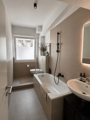 Moderne 4-Zimmer-Eigentumswohnung mit Balkon und Tiefgaragenstellplatz in Mannheim-Neuostheim – 68163 Mannheim – Vorschaubild 5