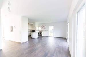 Einzigartig & modern ??: Großzügiges Einfamilienhaus (KfW 40) mit Traumgarten in Essen-Borbeck – 45357 Essen – Vorschaubild 3