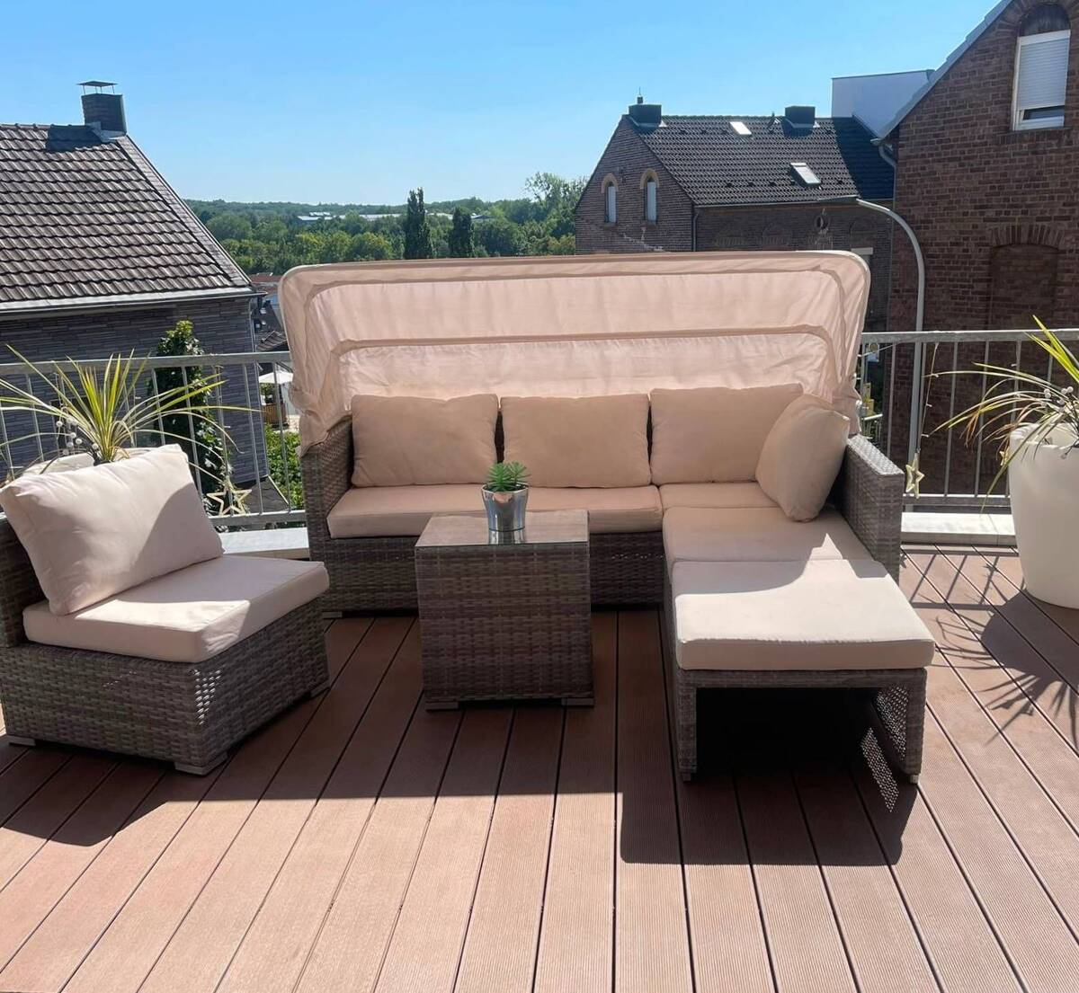 Neuwertige 2-Zimmer-Wohnung mit Sonnenterrasse und zwei Außenstellplätzen – 50321 Brühl – Bild 1 von 5