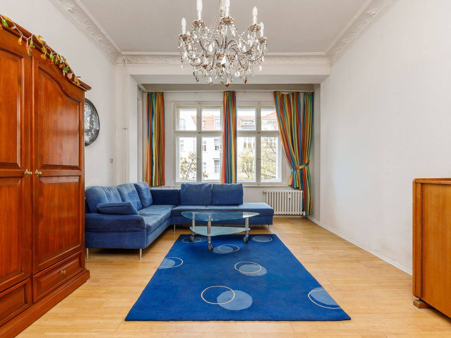 Le Bleu - Helle Stadtwohnung mit Altbaudetails zwischen Deutscher Oper und Schloss Charlottenburg – Berlin – Vorschaubild 3