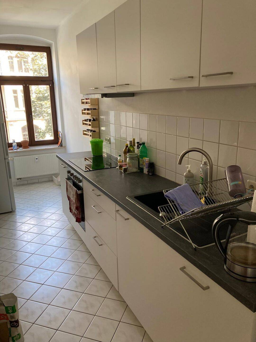 1. OG - EBK Abkauf möglich - Bad mit Wanne / frei ab 1.8.26