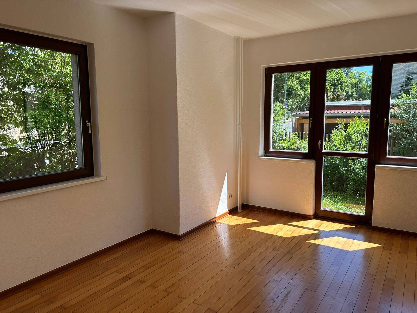 Herrliche 3 Zimmer Altbauwohnung im Westviertel mit sonnigem Garten – Jena – Vorschaubild 3