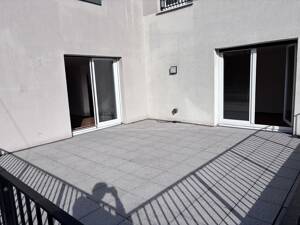 ÜBER DEN DÄCHERN VON FRANKFURT - 3 Zimmer / 2 Terrassen / 1 TG Platz – 60326 Frankfurt am Main – Vorschaubild 7