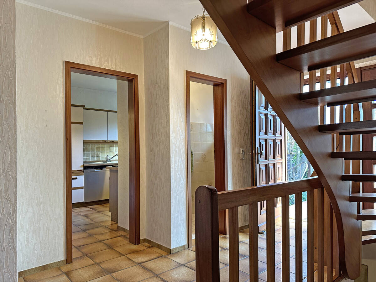 Einfamilienhaus mit Ausbaupotenzial – Hamburg – Vorschaubild 6