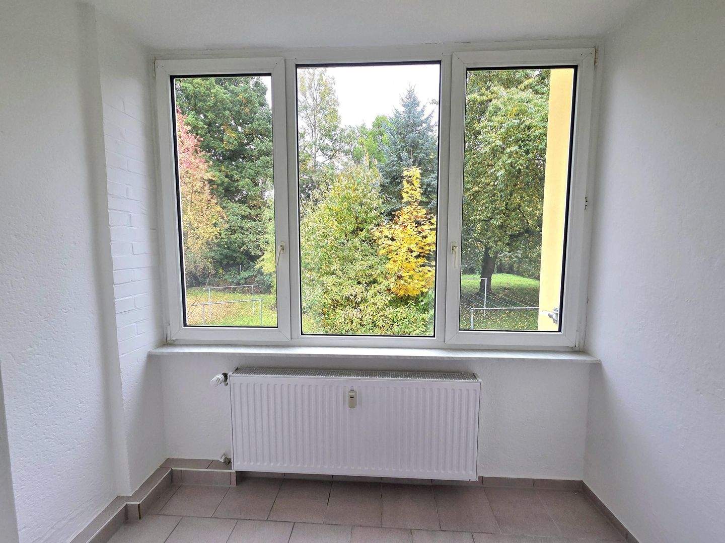 Praktisch geschnittene 2-Zimmer-Wohnung mit Loggia! – Chemnitz – Vorschaubild 2