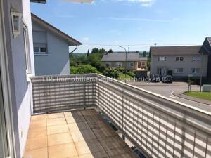 Lichtdurchflutete 2ZKB Mietwohnung mit Einbauküche und Balkon in Uchtelfangen – 66557 Illingen – Vorschaubild 5