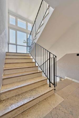 Gepflegtes und modernisiertes Penthouse | KAPITALANLAGE! PROVISIONSFREI – 85764 Oberschleißheim – Vorschaubild 3
