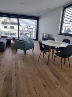 Wunderschöne voll möblierte helle Wohnung