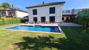 Provisionsfrei, Möblierte, moderne Stadtvilla mit Pool in ruhiger Lage mit Garage mitten in Köpenick – 12557 Berlin – Vorschaubild 5