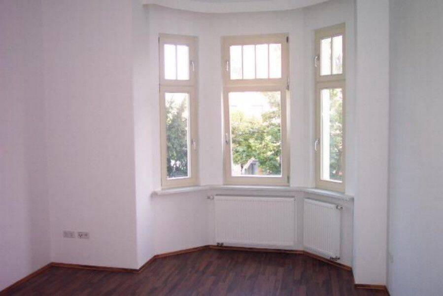Geräumige schöne 2-Raum Wohnung, zentrumsnah, Stellplatz auf Wunsch – Naumburg (Saale) – Vorschaubild 4