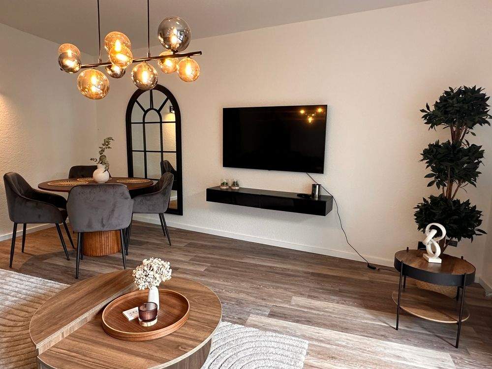 Modern eingerichtete 2 Zimmer Wohnung mit Balkon und Garagenstellplatz in Alt-Saarbrücken – Saarbrücken – Vorschaubild 9