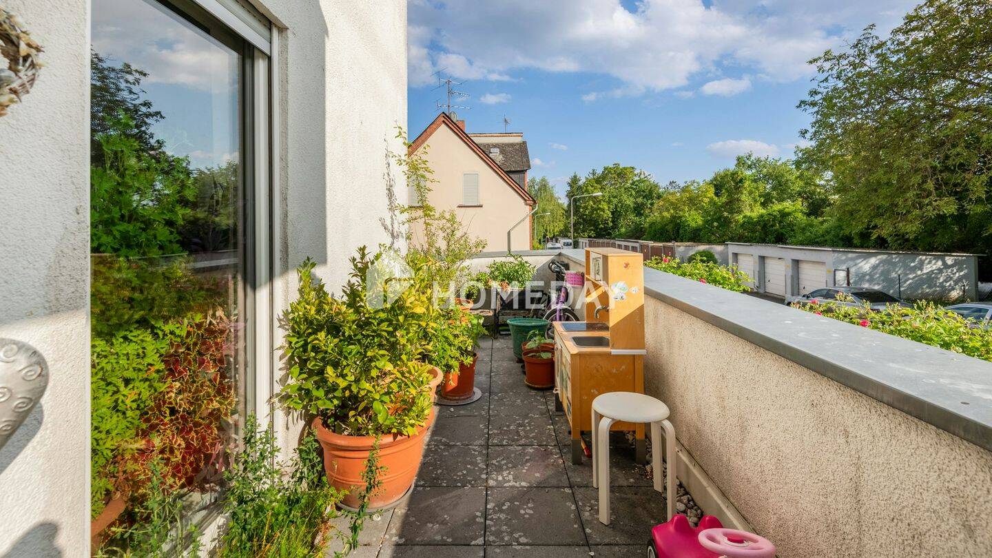 Gepflegte 3-Zimmer-Eigentumswohnung mit Südwest-Balkon & außergewöhnlicher Stellplatzsituation – Wiesbaden – Vorschaubild 6