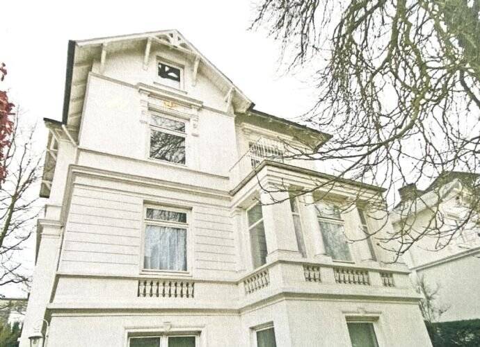 Blankenese: Maisonetten-Wohnung und Büro