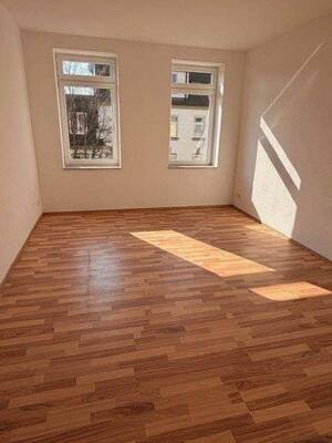Gemütliche helle 2-Raum Wohnung, mit Wohnküche, Fußbodenheizung und Balkon. – 39122 Magdeburg – Vorschaubild 6