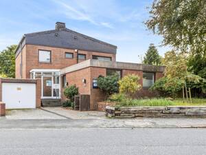 Wohn- und Geschäftshaus mit viel Potenzial in Bremerhaven-Grünhöfe