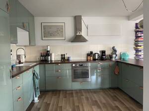 +ERSTKLASSIGE 5R.-WHG.++BALKON+TOLLES BAD+GÄSTE WC+FBH+LIFT+TIEFGARAGE+UVM.+ – 4107 Leipzig – Vorschaubild 2