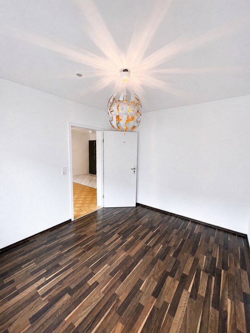 Renovierte, schöne 2-Zimmer Wohnung in zentraler, ruhiger Lage – Walldorf – Vorschaubild 4