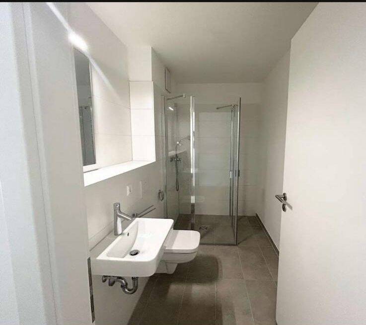 Suche Nachmieter für 2 Zimmerwohnung in Untertürkheim