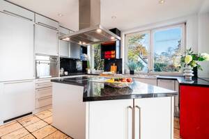 Exklusivität und Elbblick: Luxus-Maisonette mit Gartenanteil an Hamburgs Top-Adresse – 22605 Hamburg – Vorschaubild 8